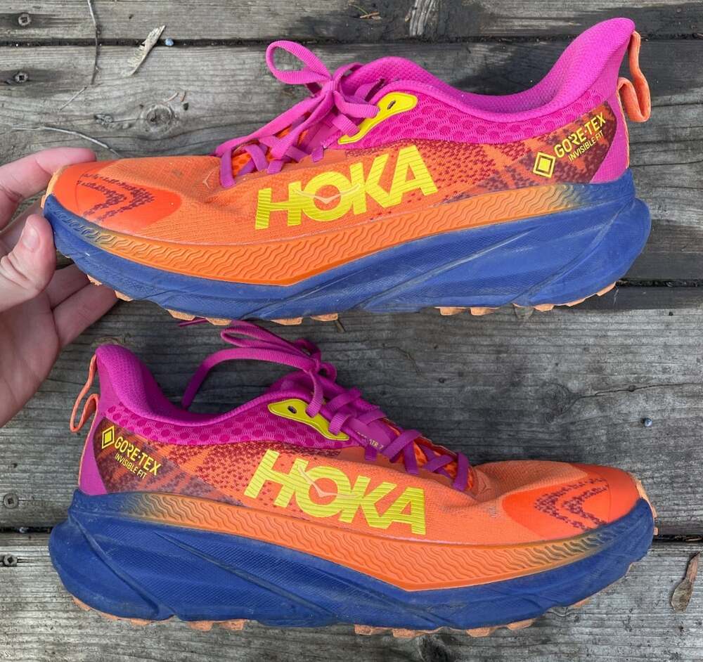 Hoka One One Challenger ATR 7 GTX Shoes Womens Size 10 Orange Pink Gore-Tex